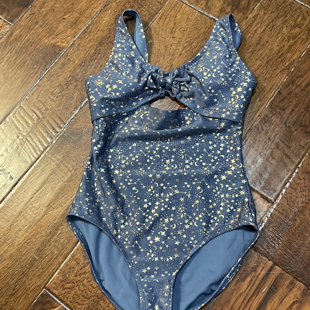 one peice kids swimsuit!!